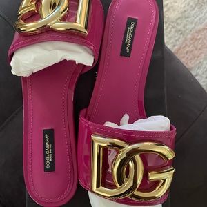 Brand new pink sandals size 40